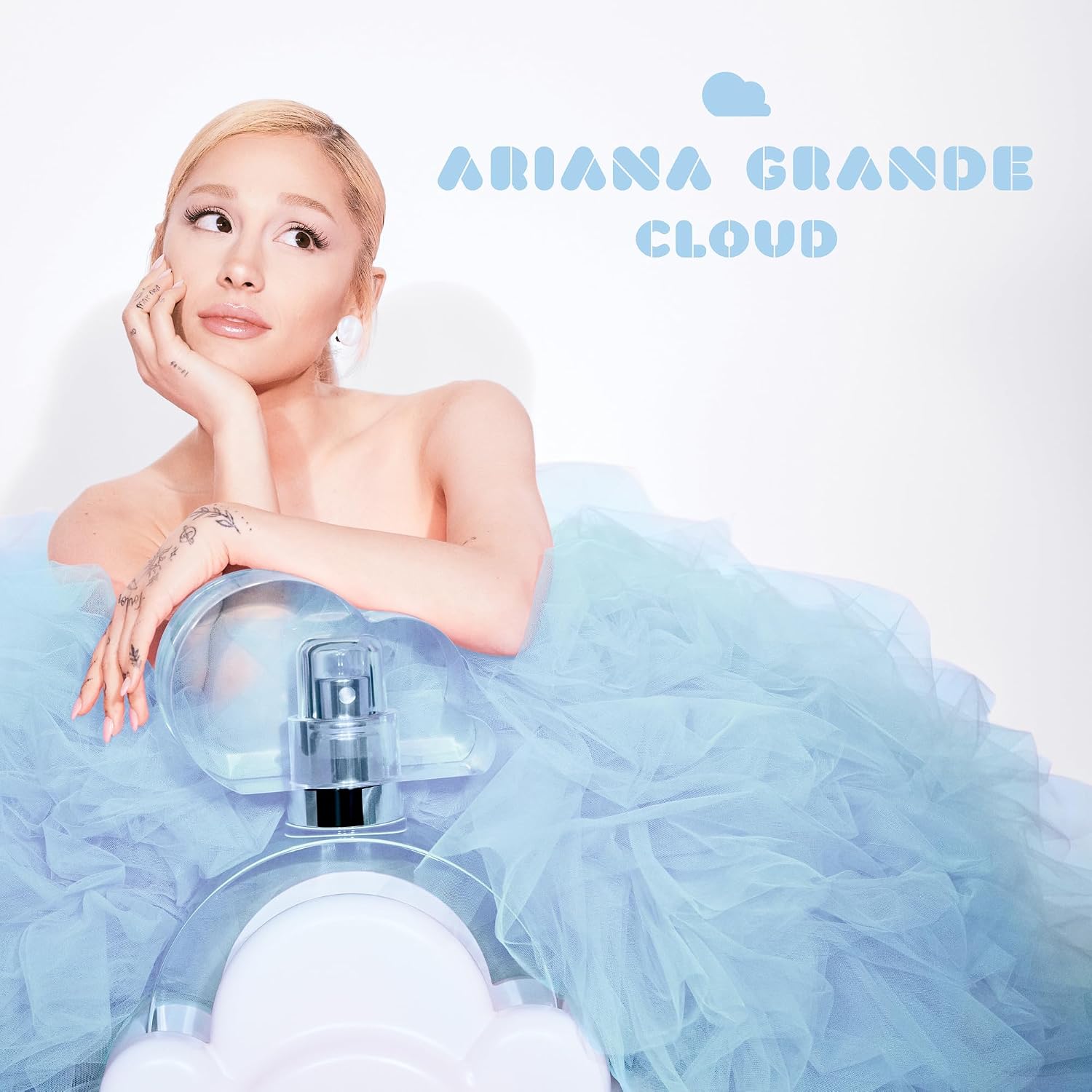 Ariana Grande Cloud Eau De Parfum Gift Set